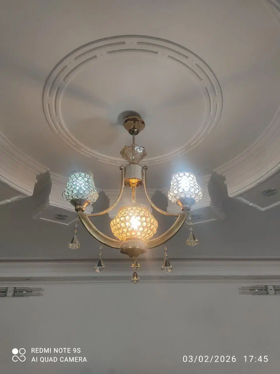 لوستر کریستالی|لوستر و چراغ آویز|کاشان, فاز ۲ ناجی آباد|دیوار