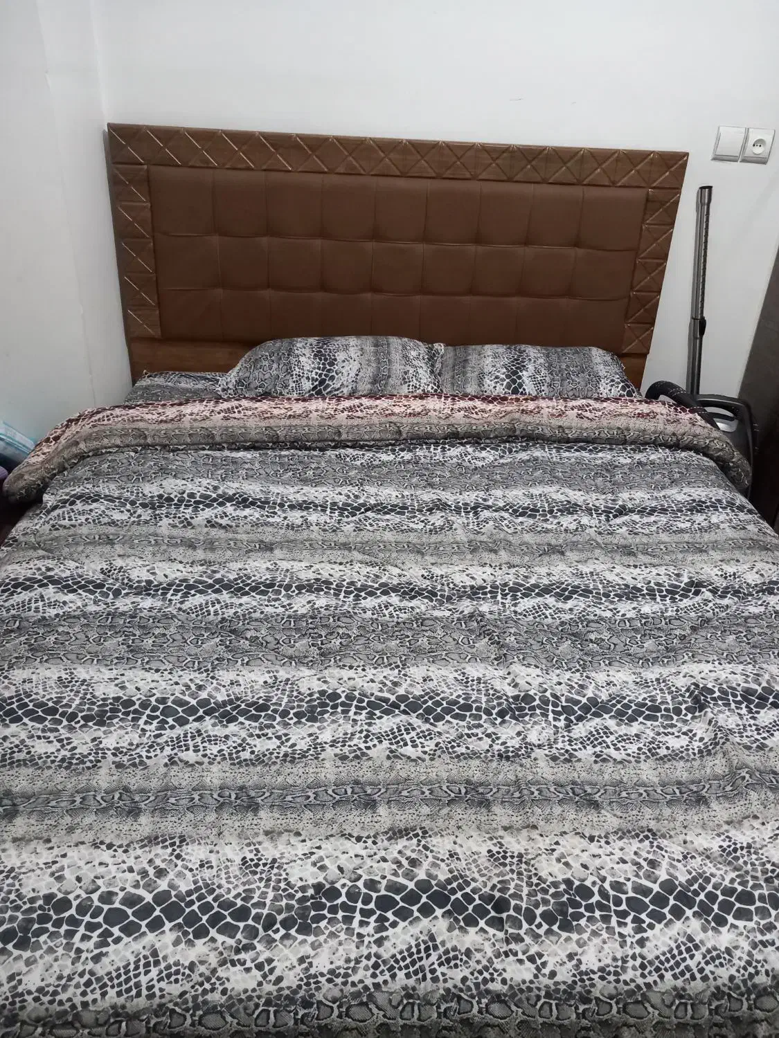 تخت دو نفره|تخت و سرویس خواب|کرمانشاه, |دیوار