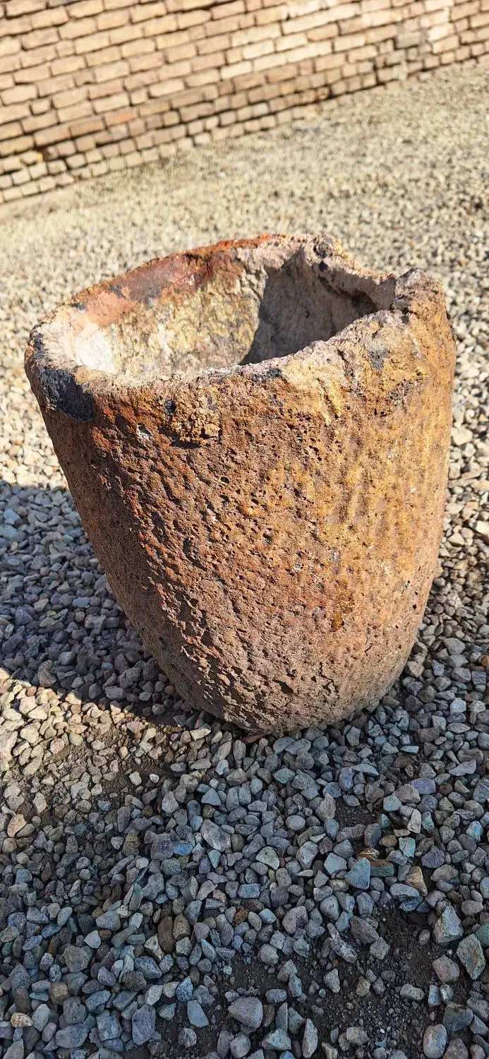 بوته گرافیتی ریخته گری|ابزارآلات|سرخه حصار, |دیوار