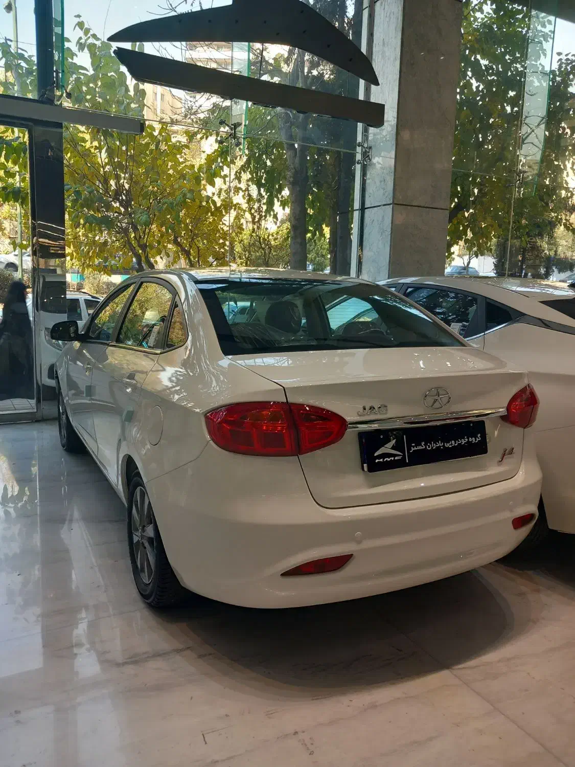 جک J4 نمایندگی1702*اندرزگو|خودرو سواری و وانت|تهران, چیذر|دیوار