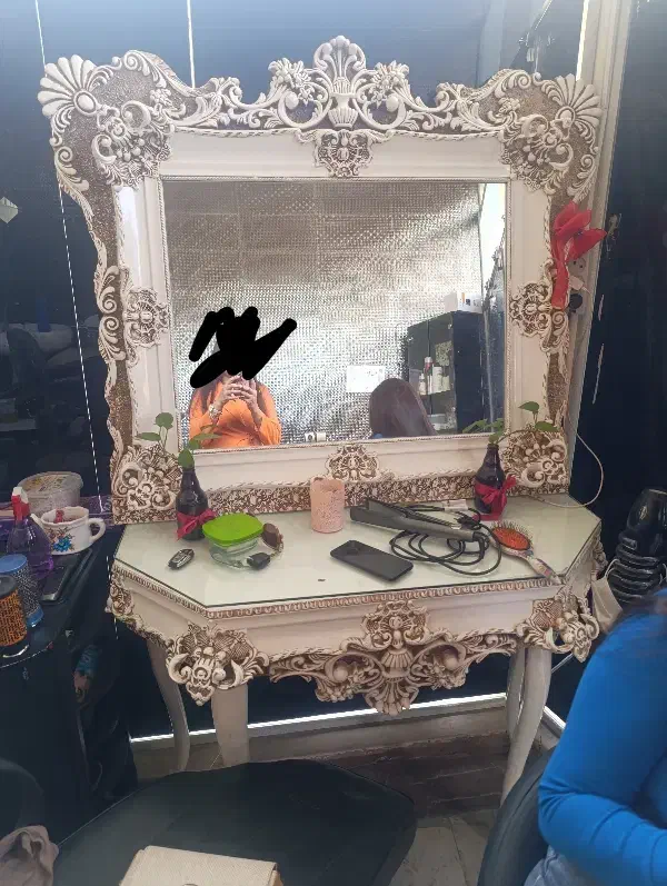 لوازم آرایشگاه|آرایشگاه و سالنهای زیبایی|کنگاور, |دیوار