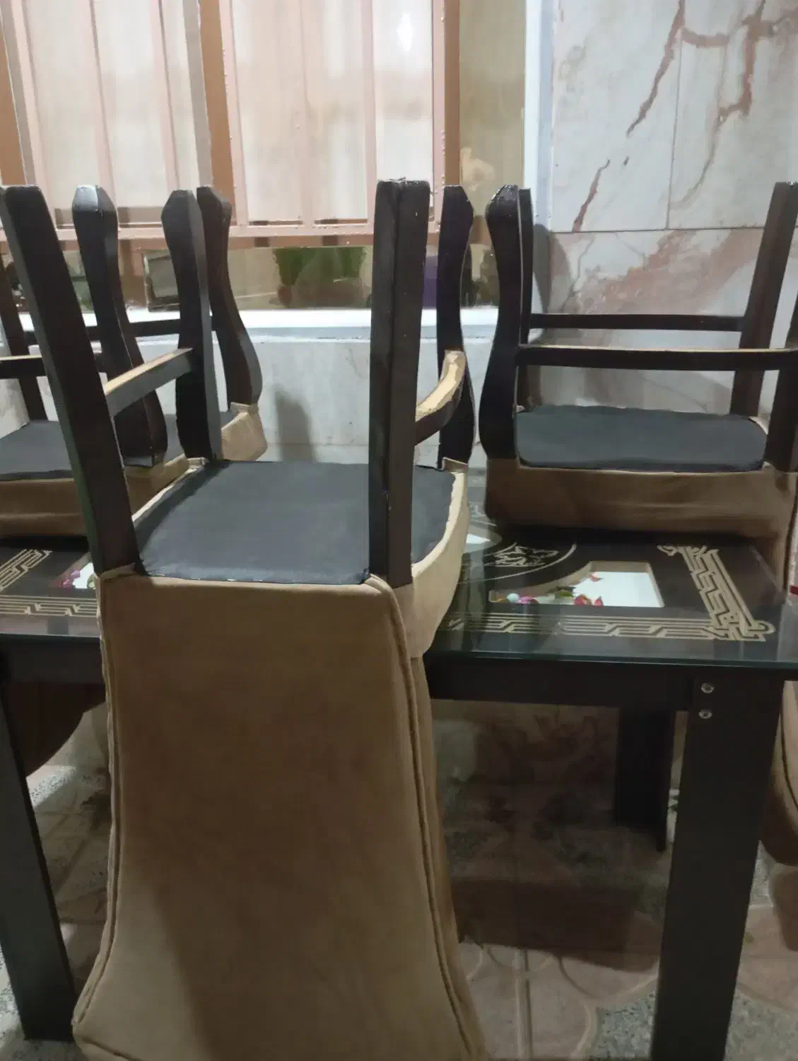 میز غذا خوری|میز و صندلی غذاخوری|گیان, |دیوار