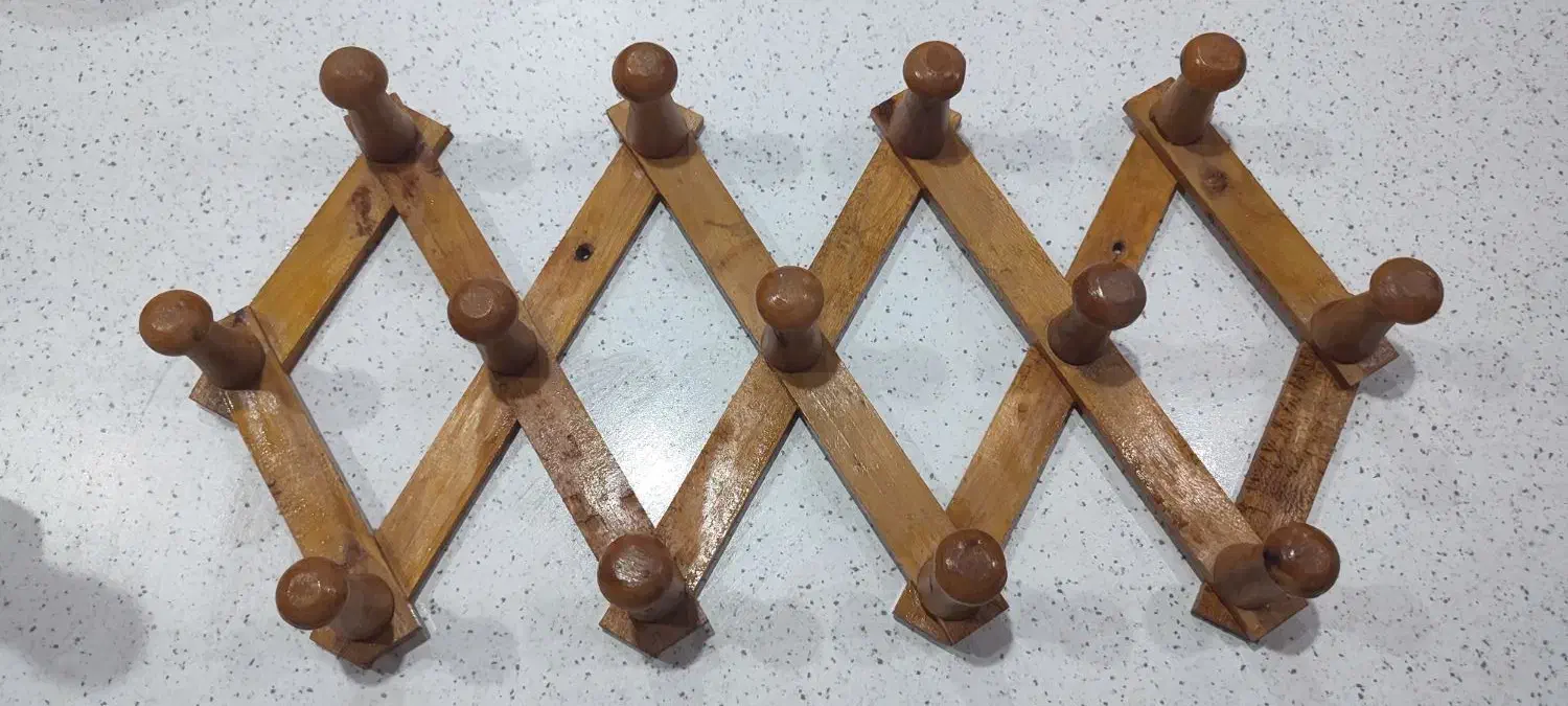 جا لباسی چوبی نوستالژی|بندرخت و رخت‌آویز|ری, منصوریه منگل|دیوار