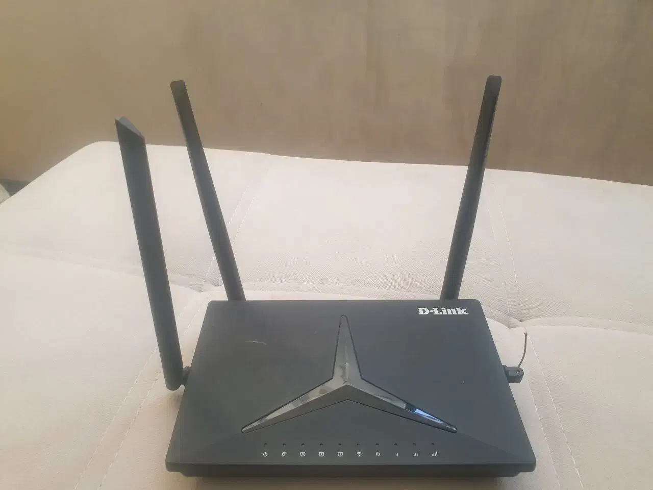مودم روتر D-link|مودم و تجهیزات شبکه|شیراز, شاه قلی بیگی|دیوار