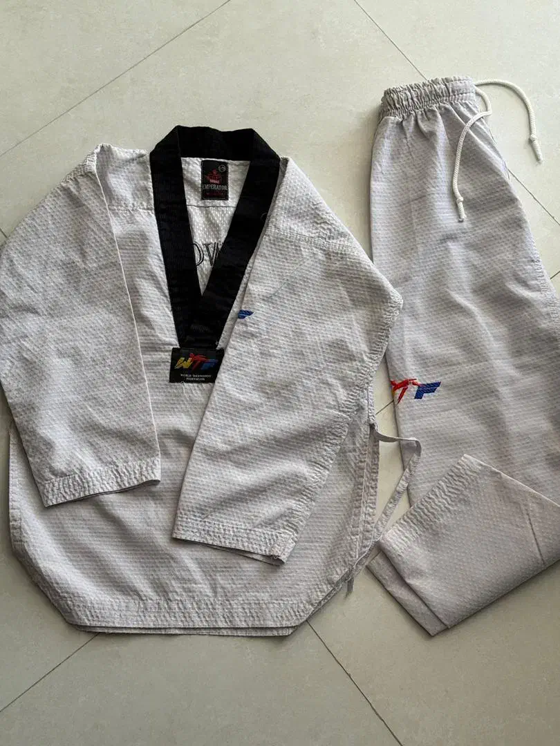 لباس ورزشی|لباس|خرمآباد, |دیوار