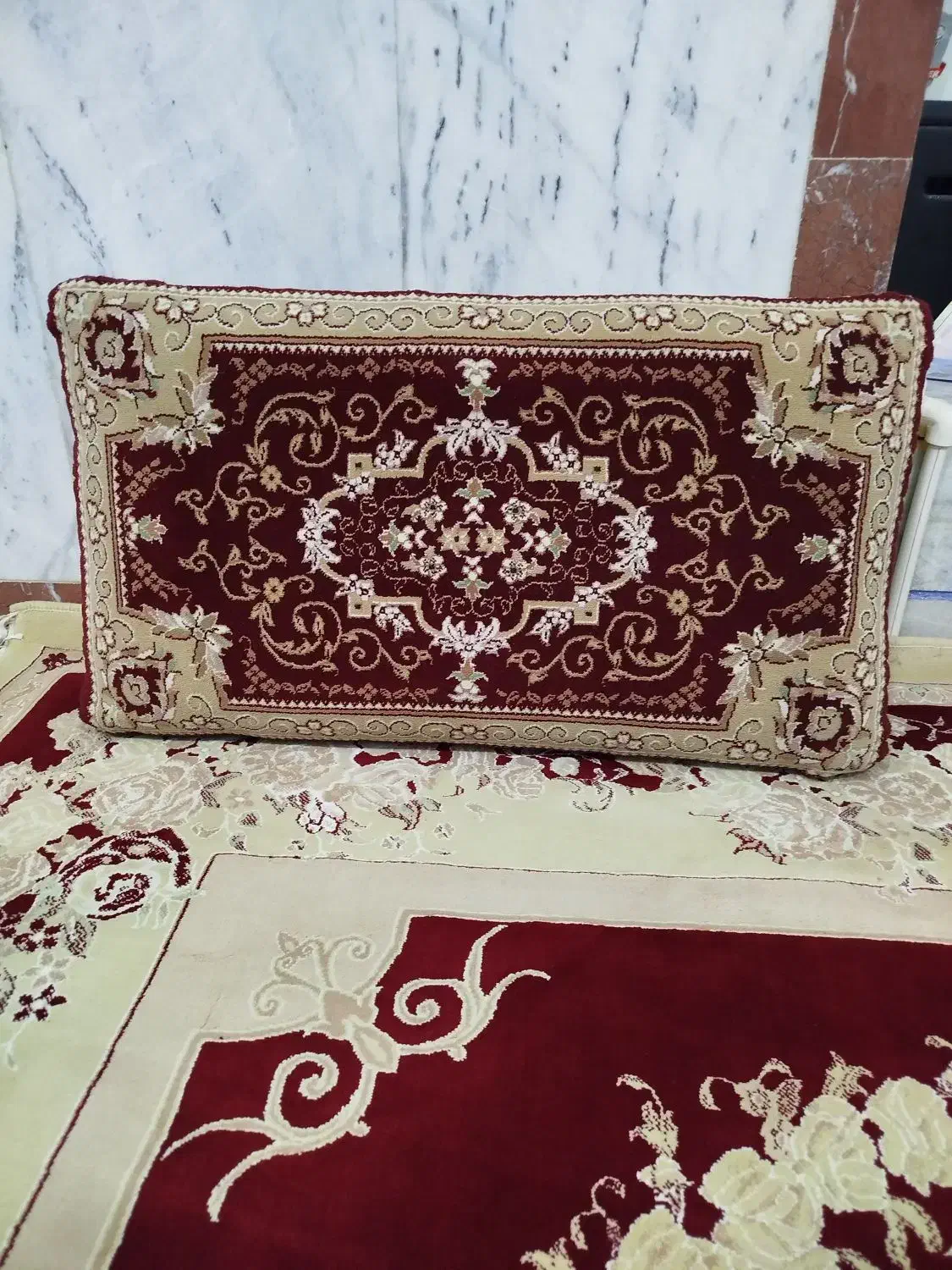 4تخته فرش 6متری و10پشتی|فرش|کامیاران, |دیوار