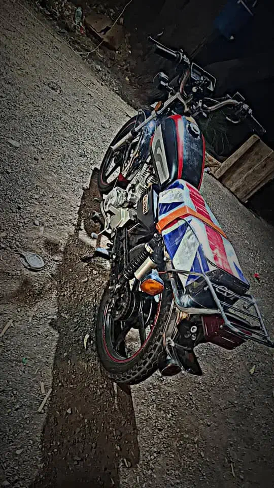 همتاز ۲۰۰ مدل ۹۵|موتورسیکلت|بم, |دیوار