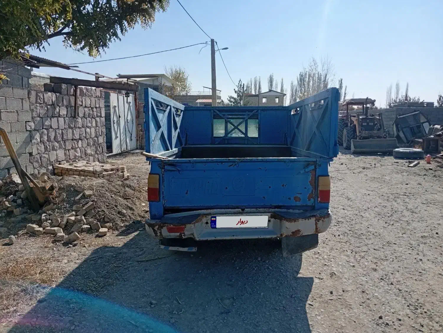 وانت سایپا|خودرو سواری و وانت|نوشین شهر, |دیوار