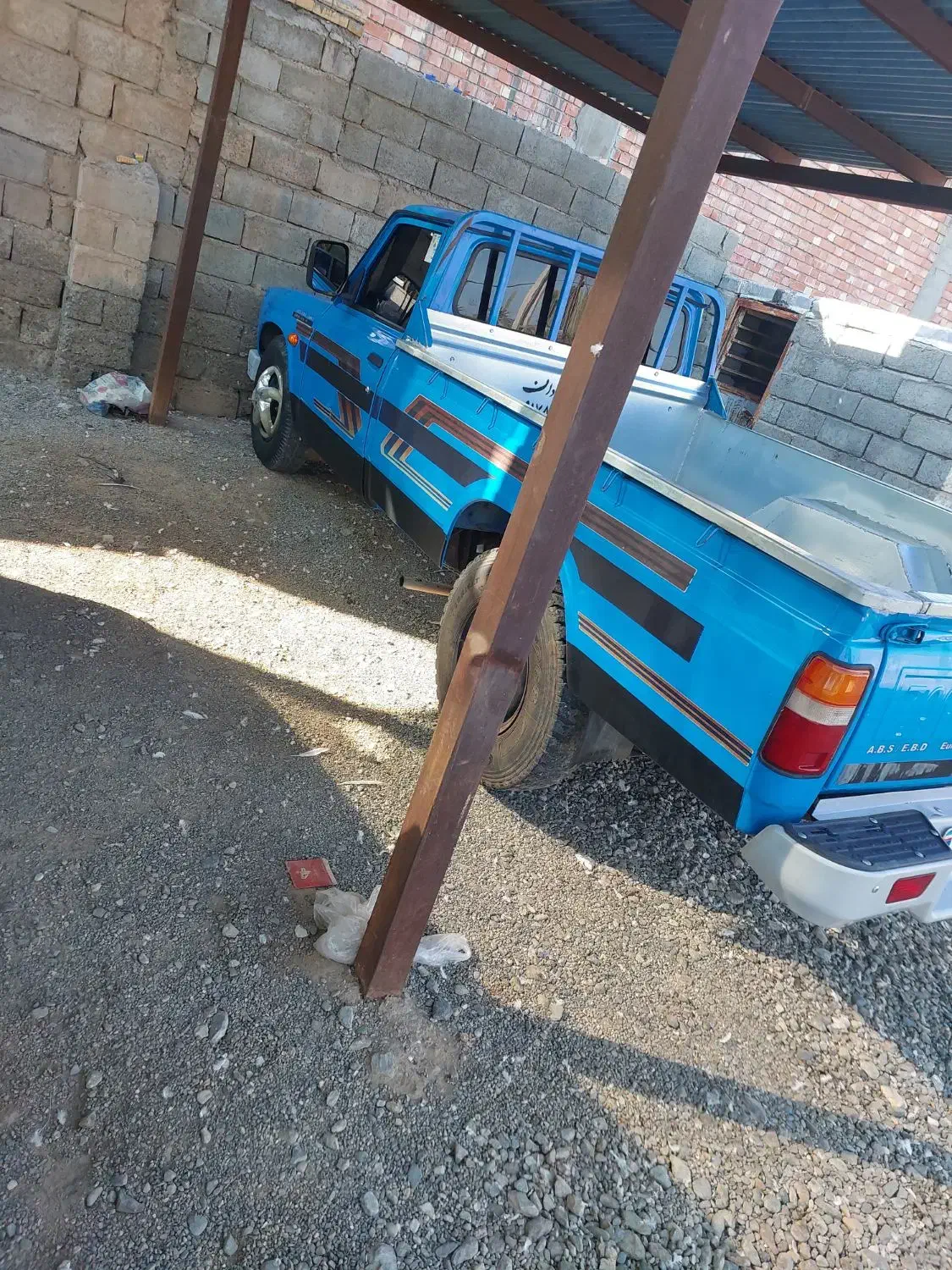 فروش دو عدد نیسان مدل ۴۰۳و۴۰۱|خودرو سواری و وانت|منوجان, |دیوار