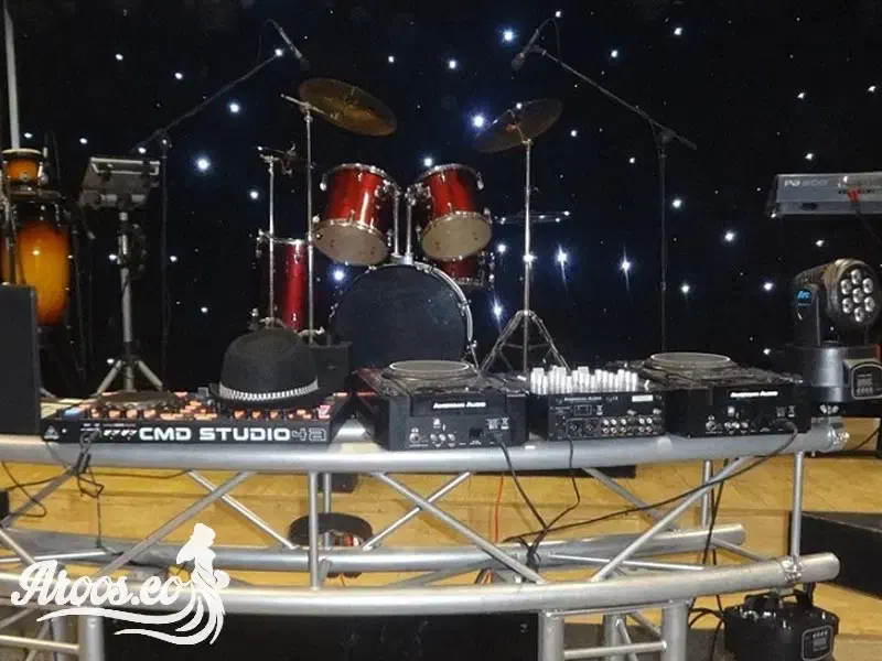 اجاره باند بلوتوثی و فلشخور و رقص نور|خدمات پذیرایی، مراسم|قم, نیروگاه|دیوار