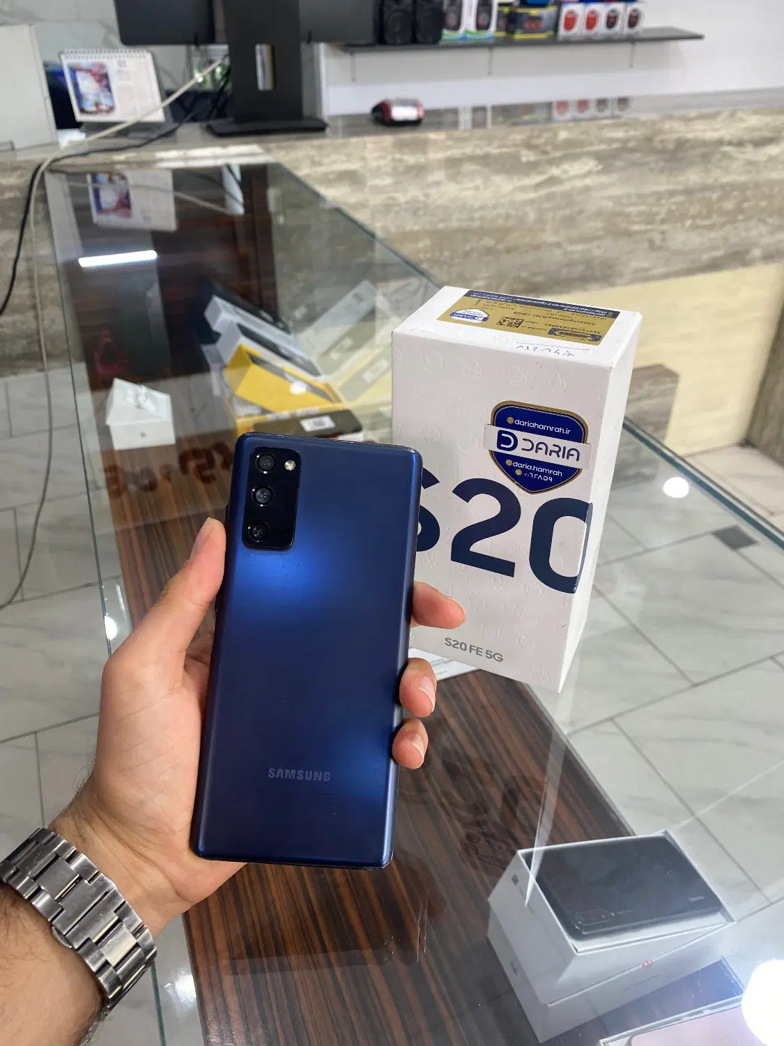 S20fe-5G-لاکاغدی|موبایل|یزد, |دیوار