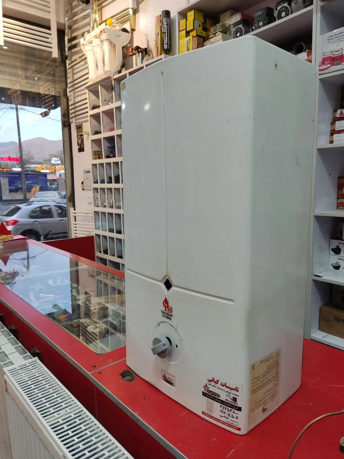 آبگرمکن دیواری بوتانB3115|آبگرمکن، پکیج، شوفاژ|کرج, باغستان|دیوار