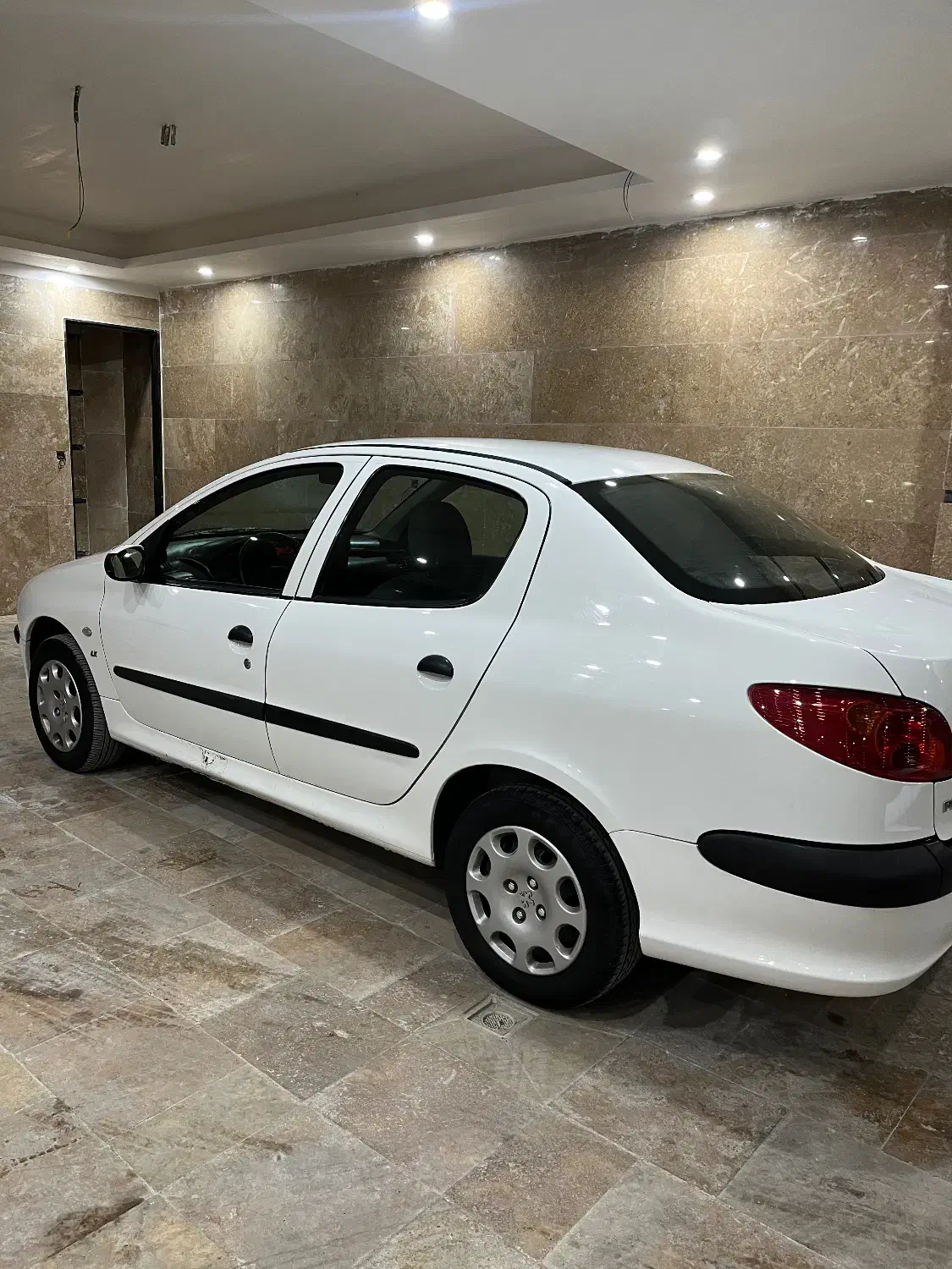 206 sd 1394  خیلی سالم و تمیز|خودرو سواری و وانت|ساری, |دیوار