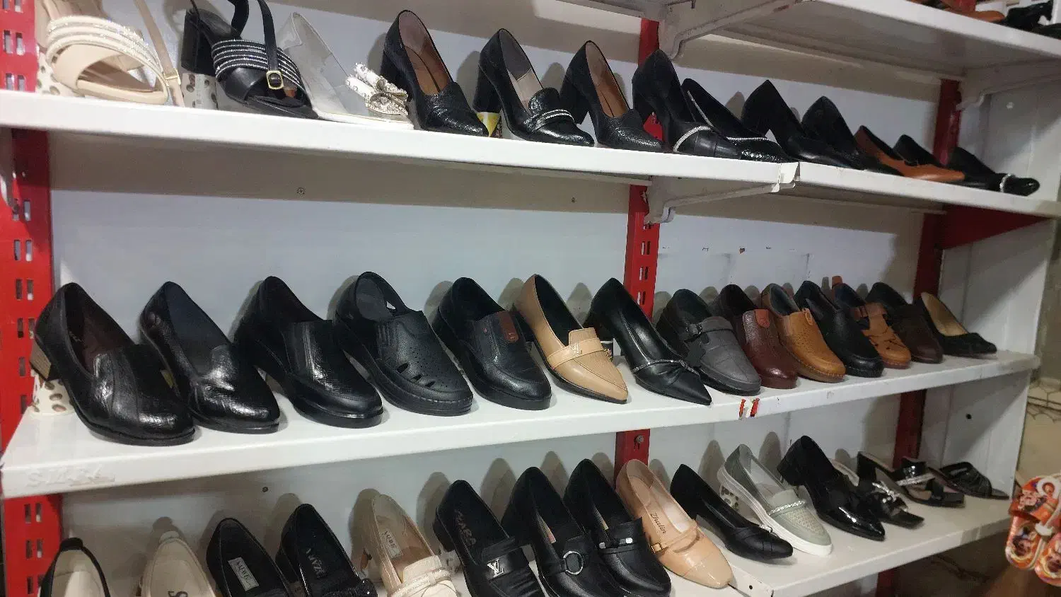 حراج کفش و کیف|کیف، کفش، کمربند|مسجد سلیمان, |دیوار