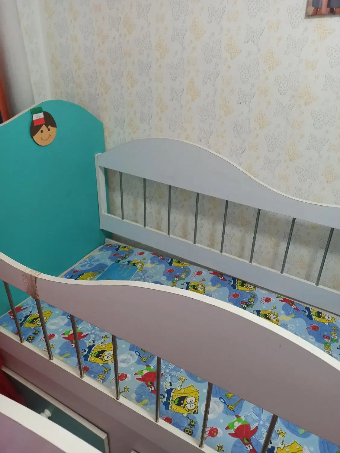 تخت خواب با تشک|تخت و صندلی بچه|رشت, باهنر|دیوار