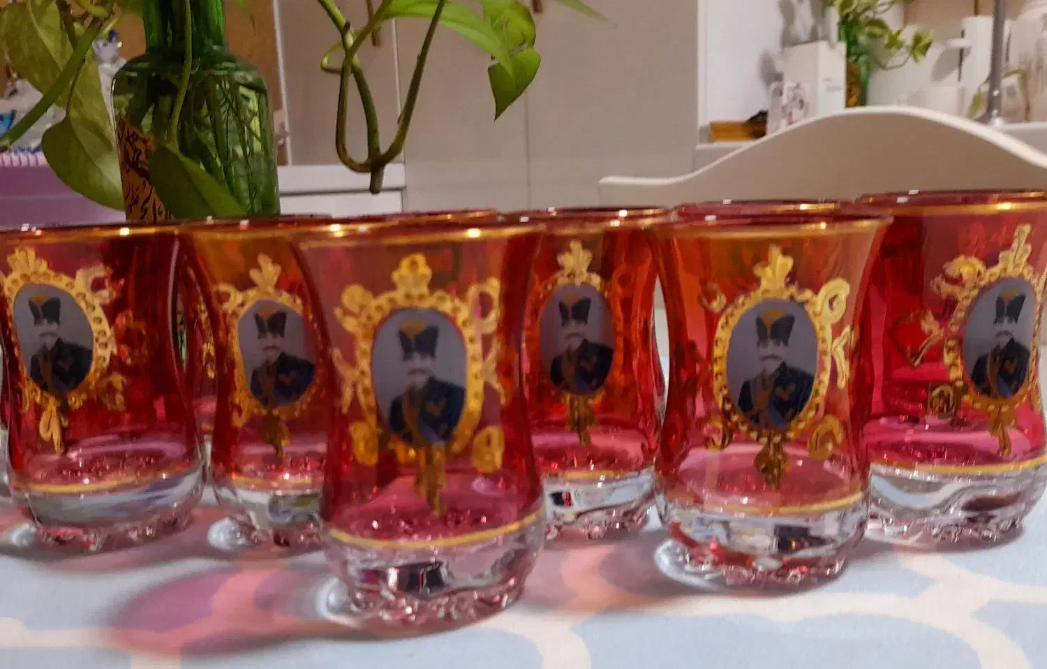 دو دست استکان شاه عباسی طلاکوب قدیمی|ظروف سرو و پذیرایی|قم, شهرک قدس|دیوار