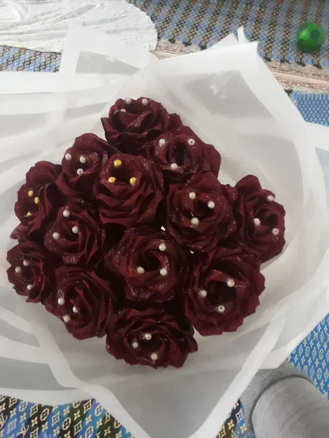 گل روبانی تز یعنی|گل مصنوعی|قیدار, |دیوار