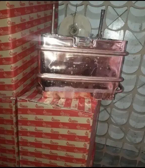 رادیات یا مبدل ابگرمکن دیواری|آبگرمکن، پکیج، شوفاژ|مرند, |دیوار