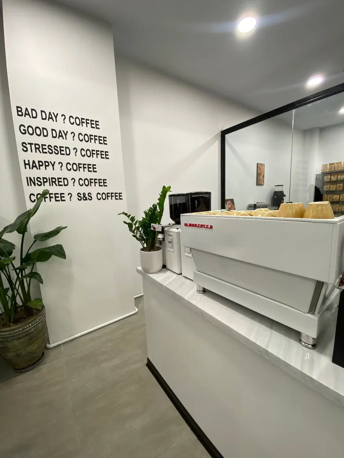 باریستا،ویتر|استخدام خدمات فروشگاه و رستوران|تهران, تهرانپارس غربی|دیوار