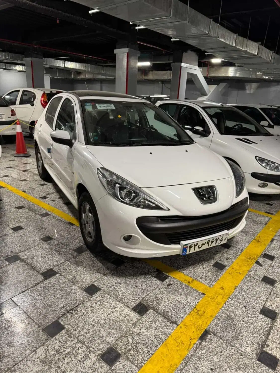 207 پانارما دنده / مدل 403/ سند آماده|خودرو سواری و وانت|قم, باغ اشرافی|دیوار