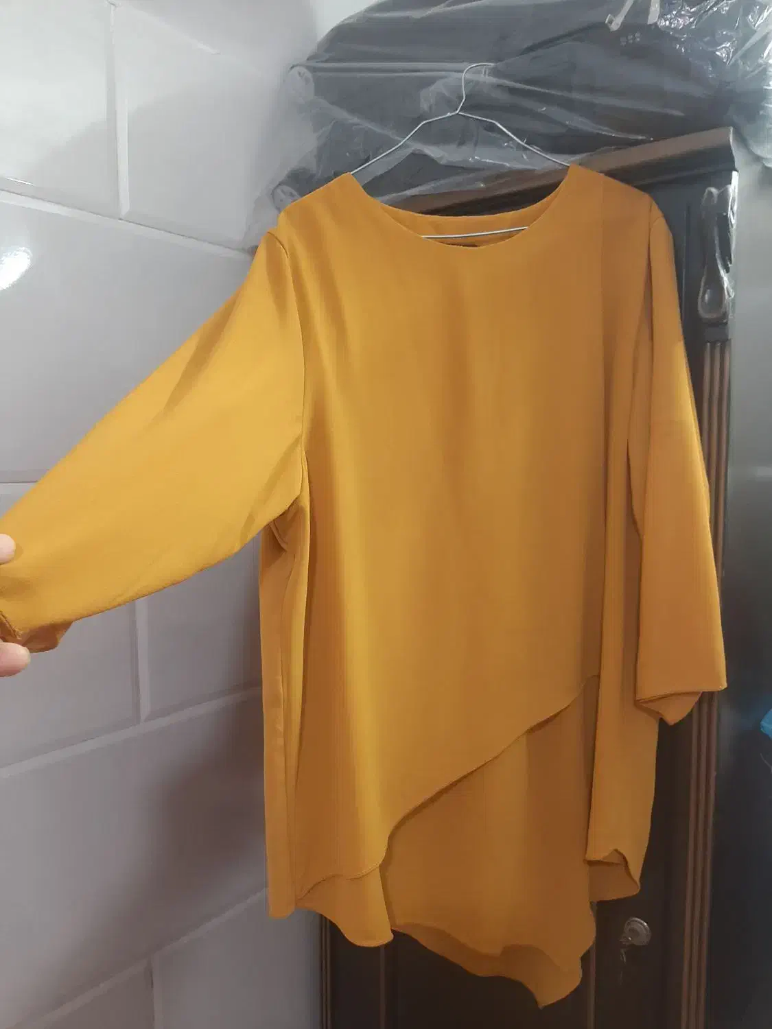 شومیز مجلسی|لباس|قم, امامزاده ابراهیم|دیوار