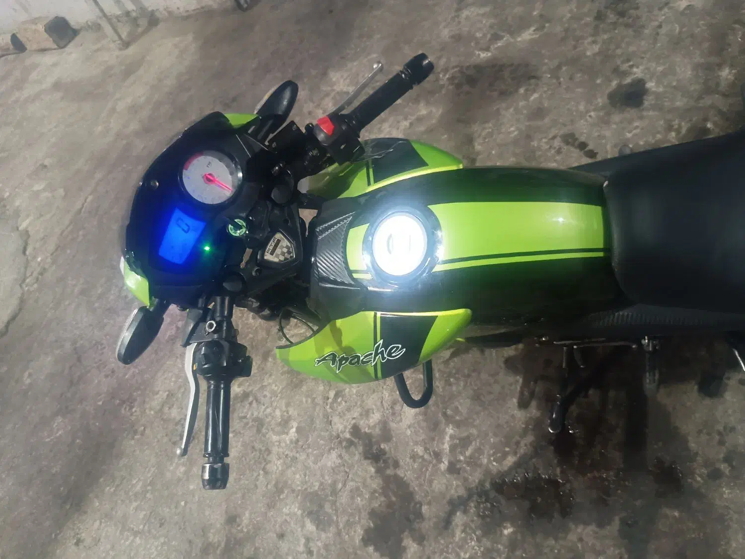 آپاچی مدل ۹۵ بیمه کامل در حد صفر|موتورسیکلت|آشخانه, |دیوار