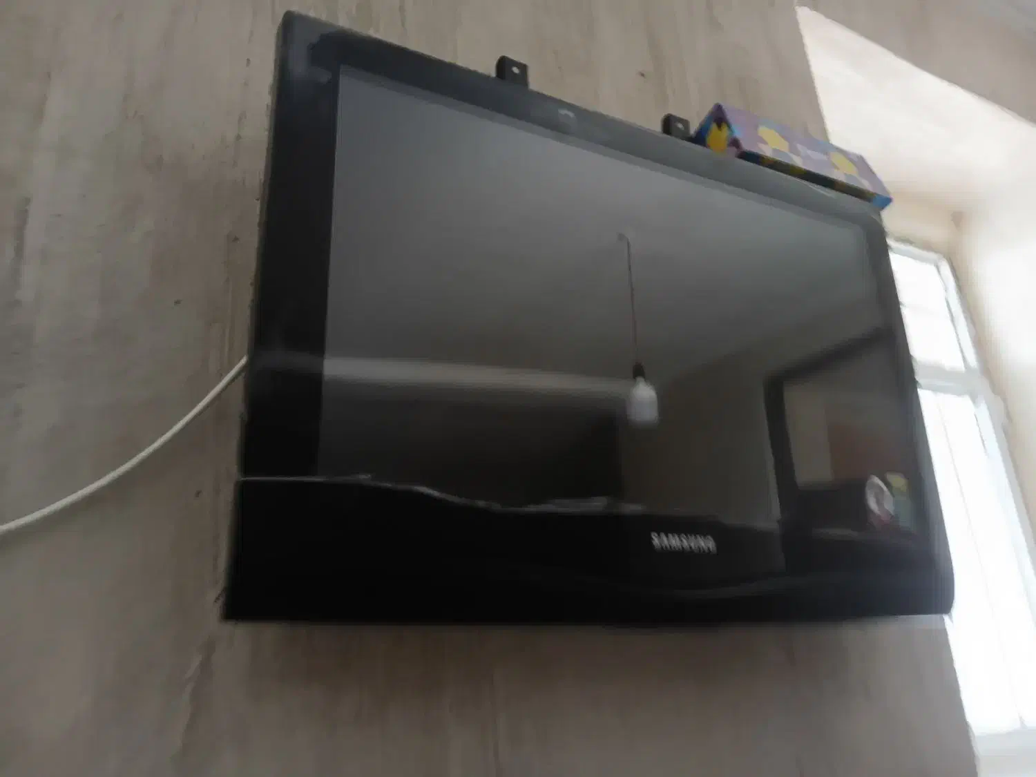 تلویزیون دیجیتال|تلویزیون و پروژکتور|منج, |دیوار