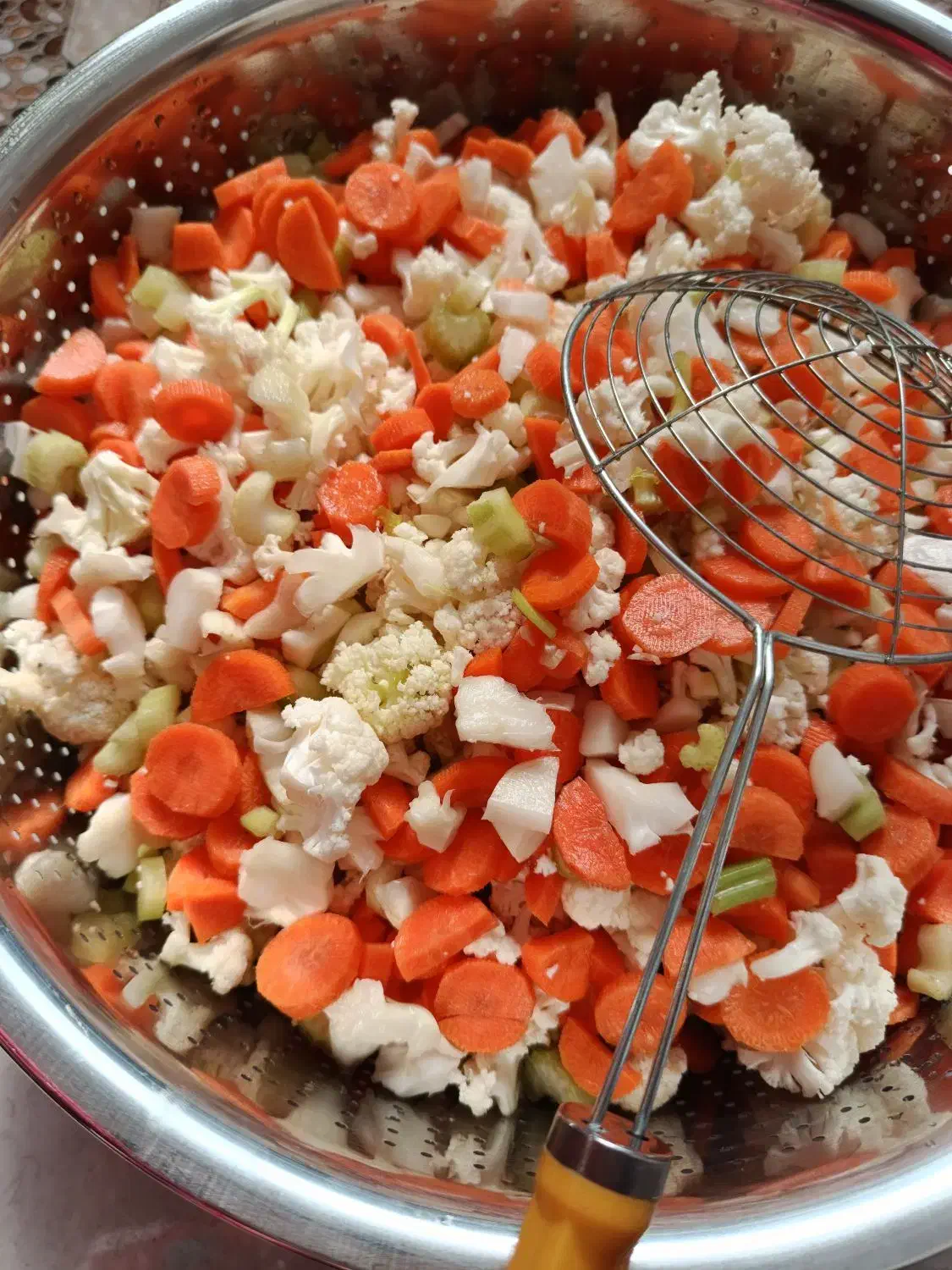 سالاد گوجه و بادمجون شکمپر|عمدهفروشی|تربت جام, جامی|دیوار