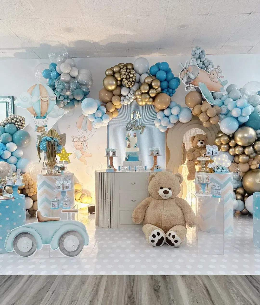 گل آرایی،بادکنک آرایی،باکس گل و کیک|خدمات پذیرایی، مراسم|تهران, پرستار|دیوار