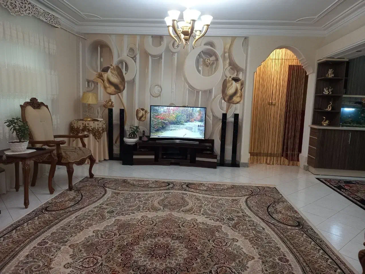 اجاره اپارتمان ۱۰۵متر یخسازی اول قبادی(( فقط فوری)|اجارهٔ آپارتمان|رشت, یخسازی|دیوار