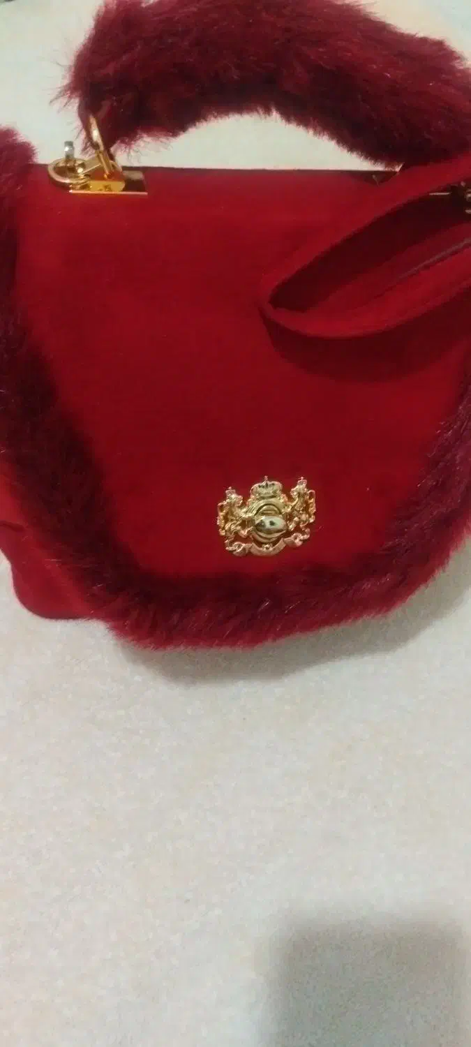 کیف و کفش|کیف، کفش، کمربند|نهاوند, |دیوار