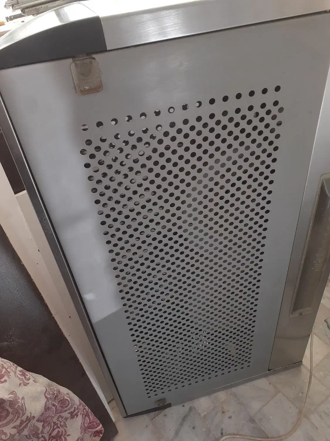 هود بیمکث|هود|قزوین, |دیوار