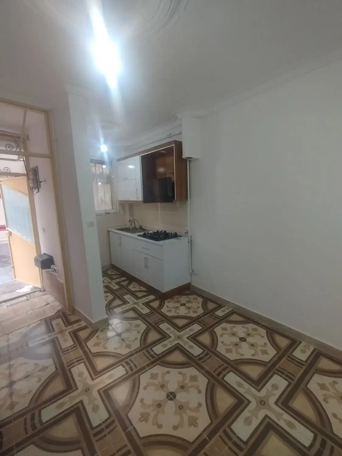 فروش واحد همکف تک خواب حمیدیان رزمندگان|فروش آپارتمان|رشت, حمیدیان|دیوار