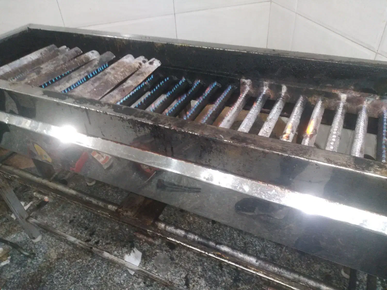 تعمیرات انواع اجاق خانگی وصنعتی وهود ایرانی خارجی|خدمات پیشه و مهارت|قشم, |دیوار