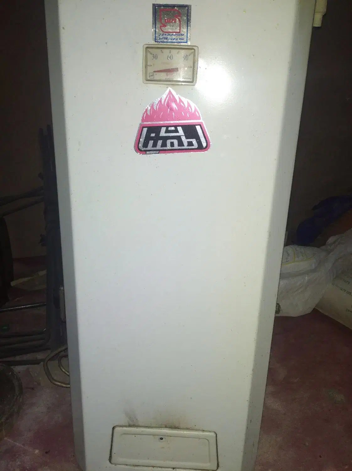 آبگرمکن گازی معاوضه با برقی|آبگرمکن، پکیج، شوفاژ|کرمان, |دیوار