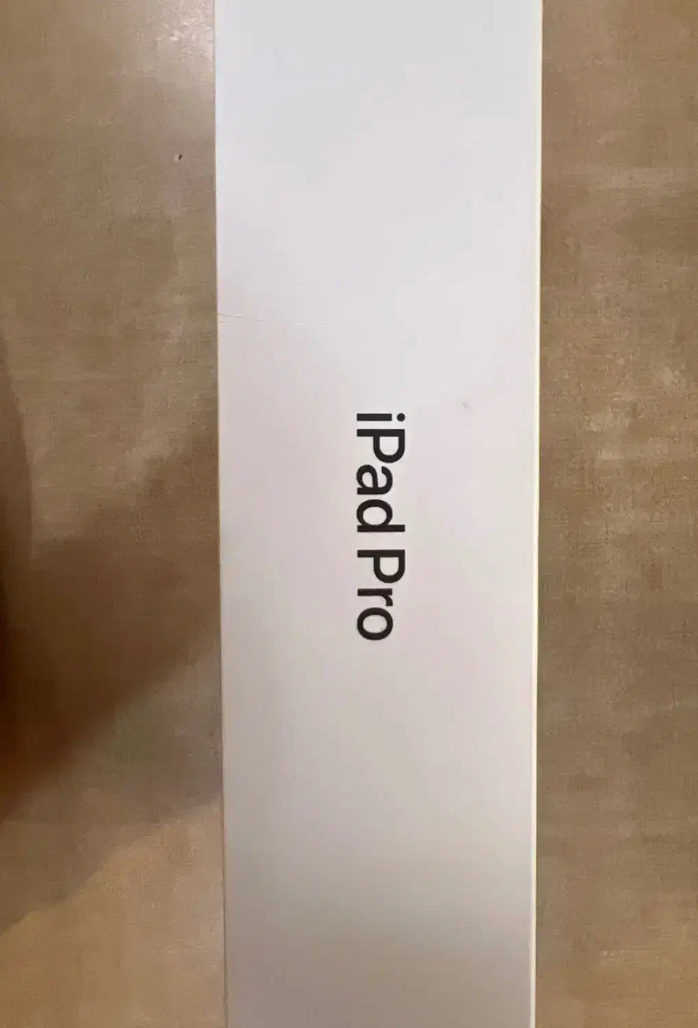 iPad Pro|تبلت|تهران, دریاچه شهدای خلیج فارس|دیوار