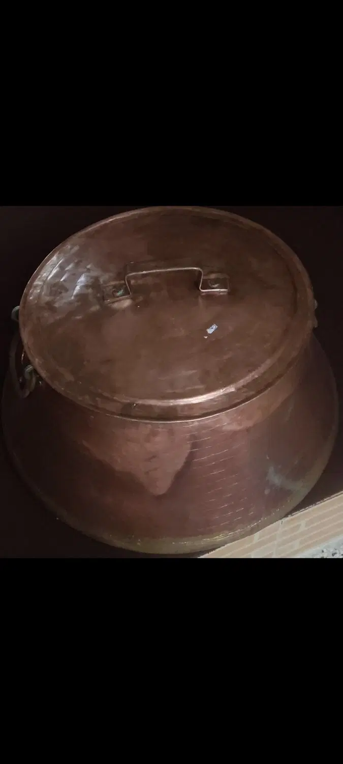 دیگ مسی|ظروف پخت‌وپز|گرگان, |دیوار