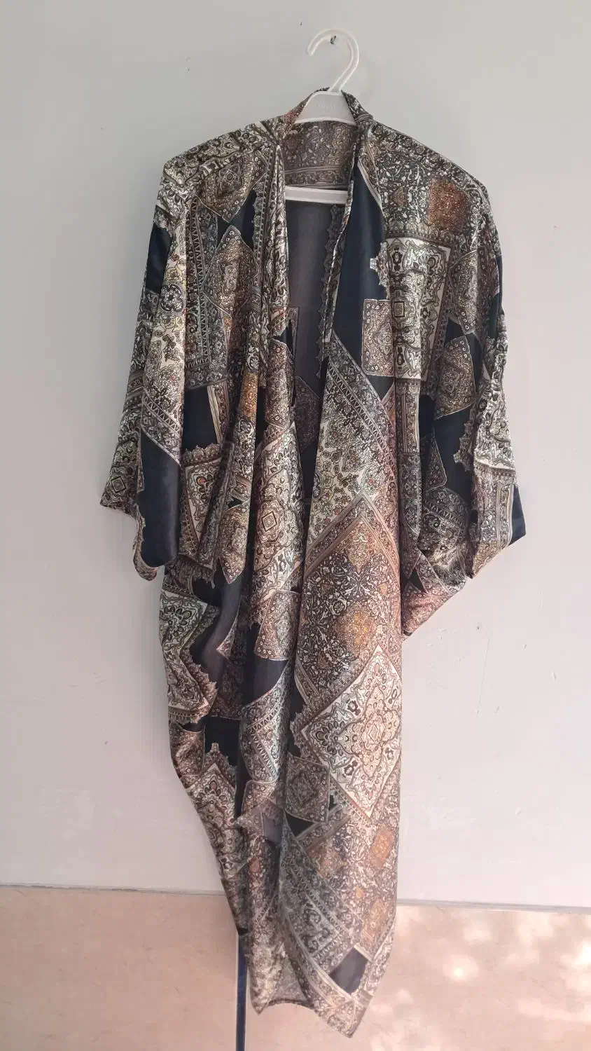 تعدادی لباس مجلسی|لباس|شیراز, شهرک کوشکک|دیوار