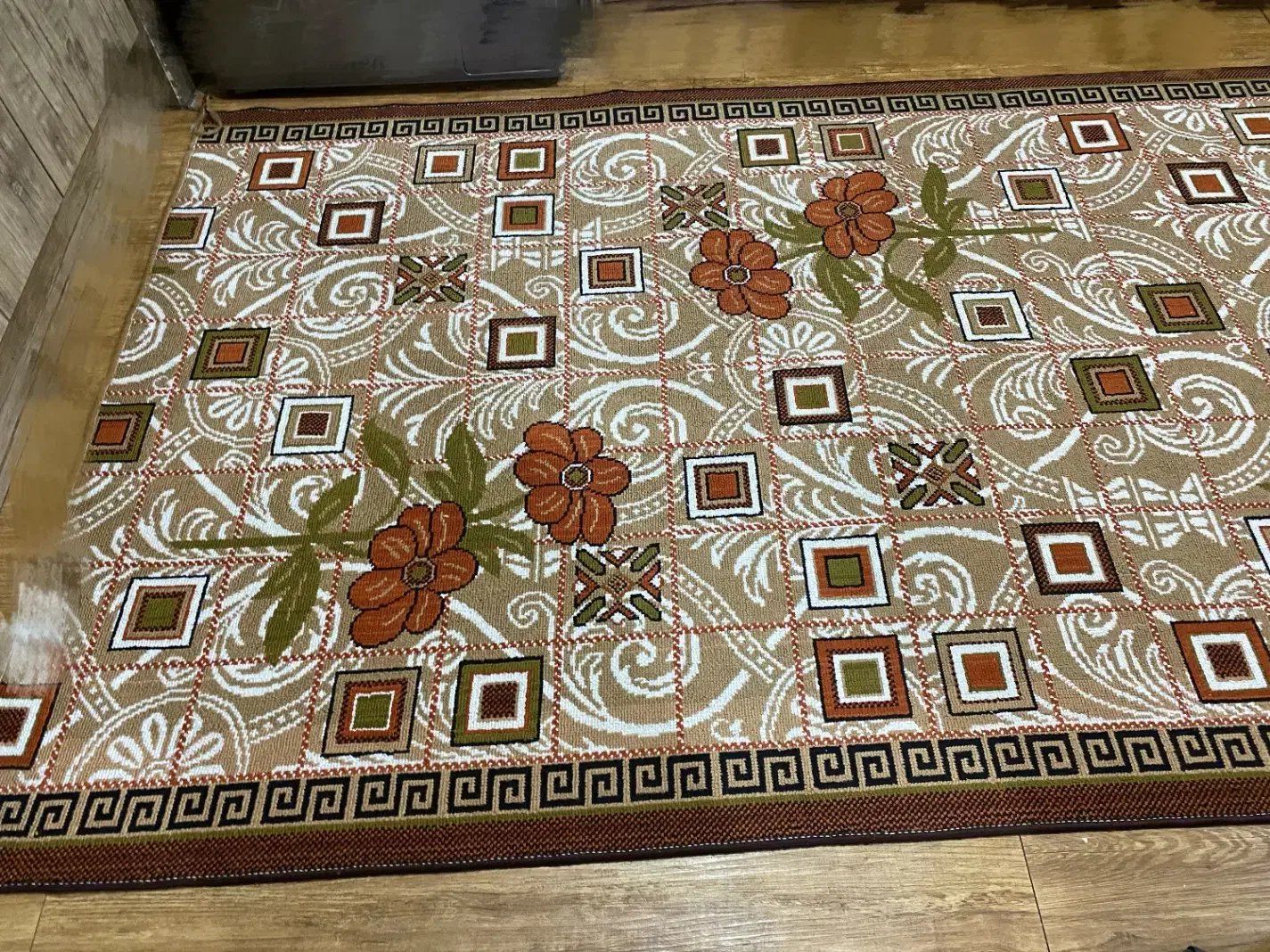 کنار فرش|فرش|بندرعباس, |دیوار