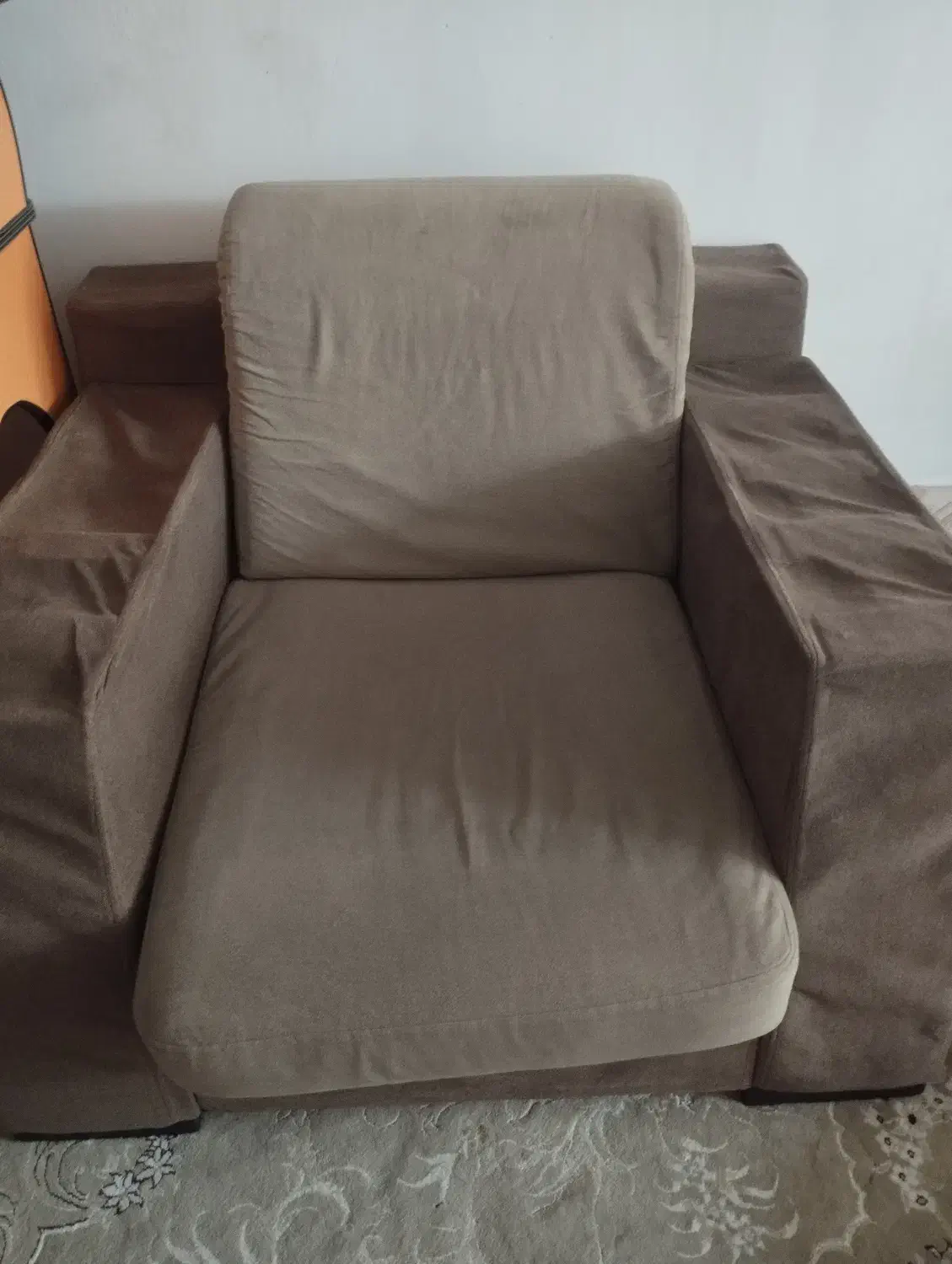 یک دست مبل هفت نفره نسکافه ای|مبلمان خانگی و میز عسلی|کاشمر, |دیوار