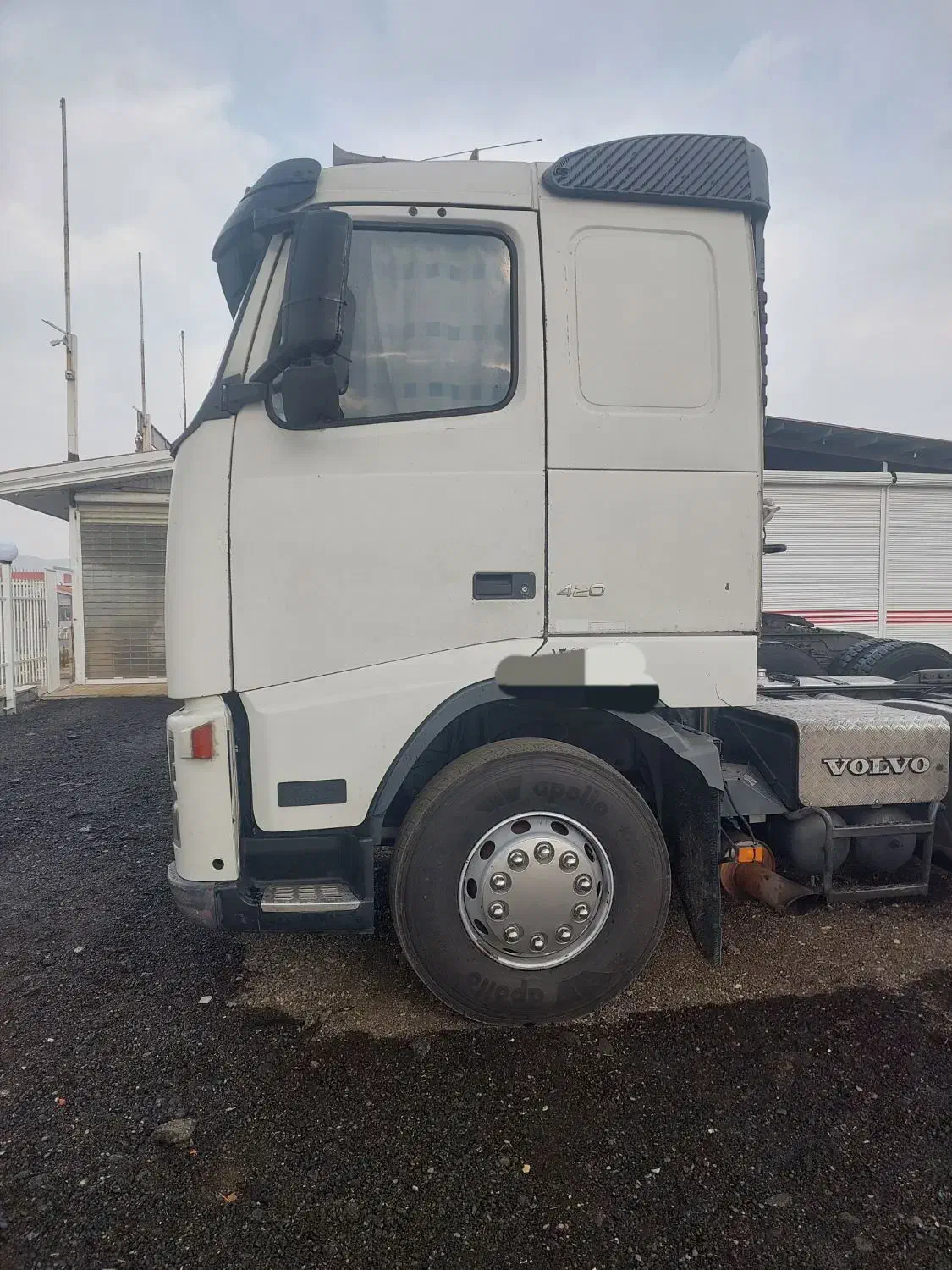 اف اچ جفت مدل ۸۴ نیمه دوم|خودرو سنگین|اسلامشهر, شهرک واوان|دیوار