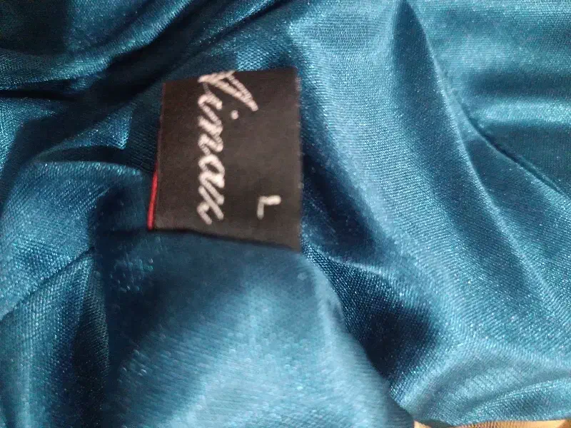 لباس مجلسی|لباس|مشهد, امیر|دیوار