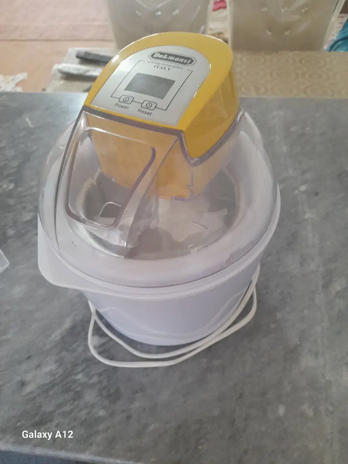 بستنی ساز سالم فقط بدون کارتون|سایر لوازم برقی|خوی, |دیوار