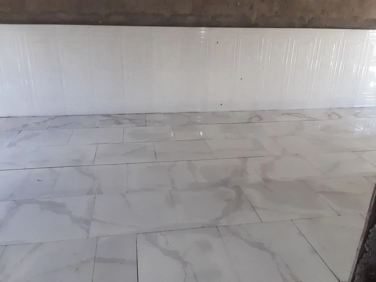 کاشی کاری سرامیک کاری|خدمات پیشه و مهارت|زابل, |دیوار