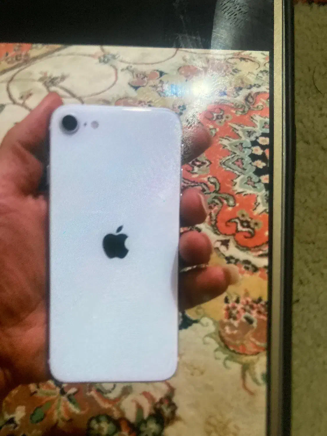 iphon se2020|موبایل|فولادشهر, B4|دیوار