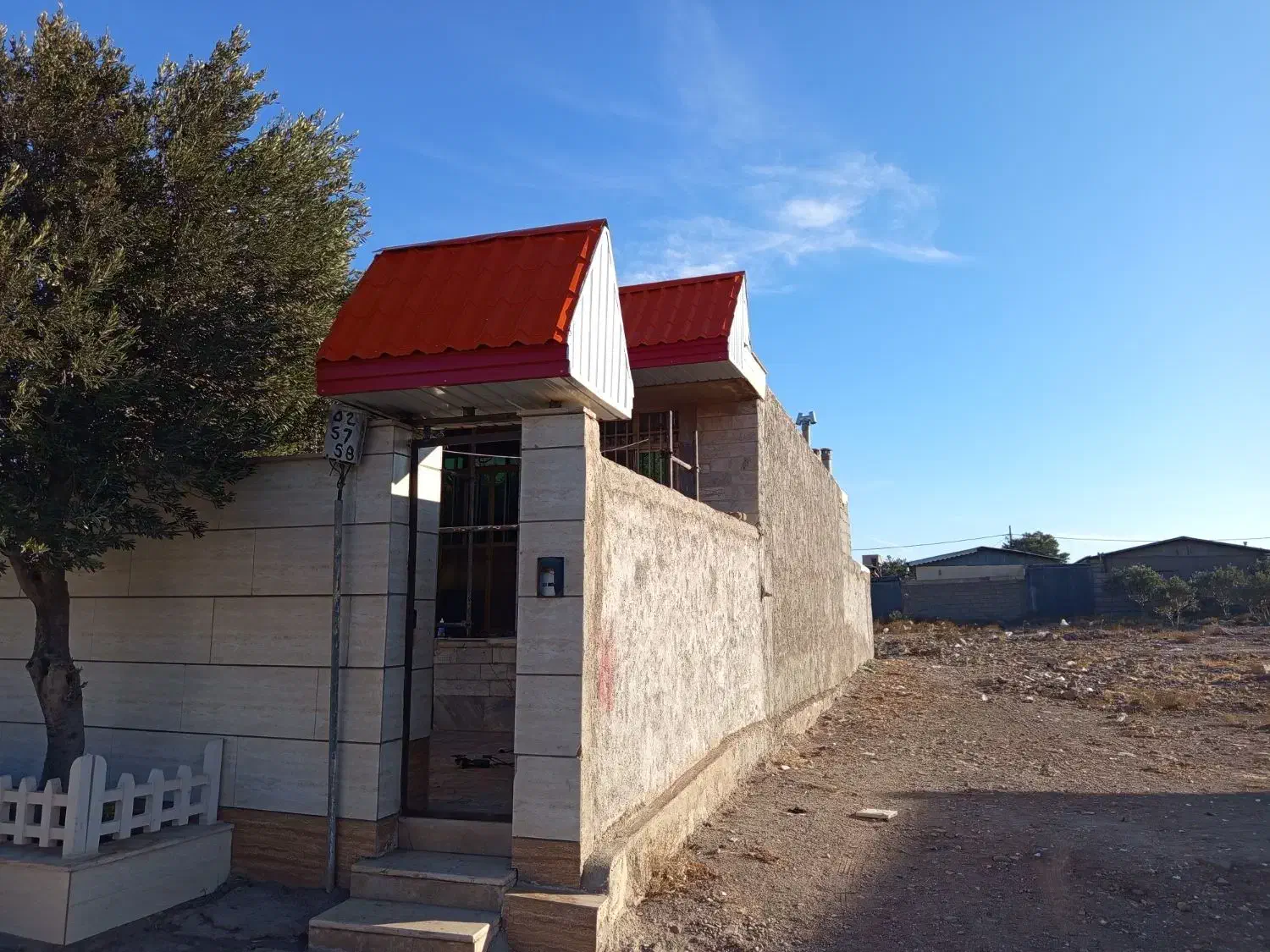 شیروانی و نما آردواز|خدمات پیشه و مهارت|اقبالیه, |دیوار