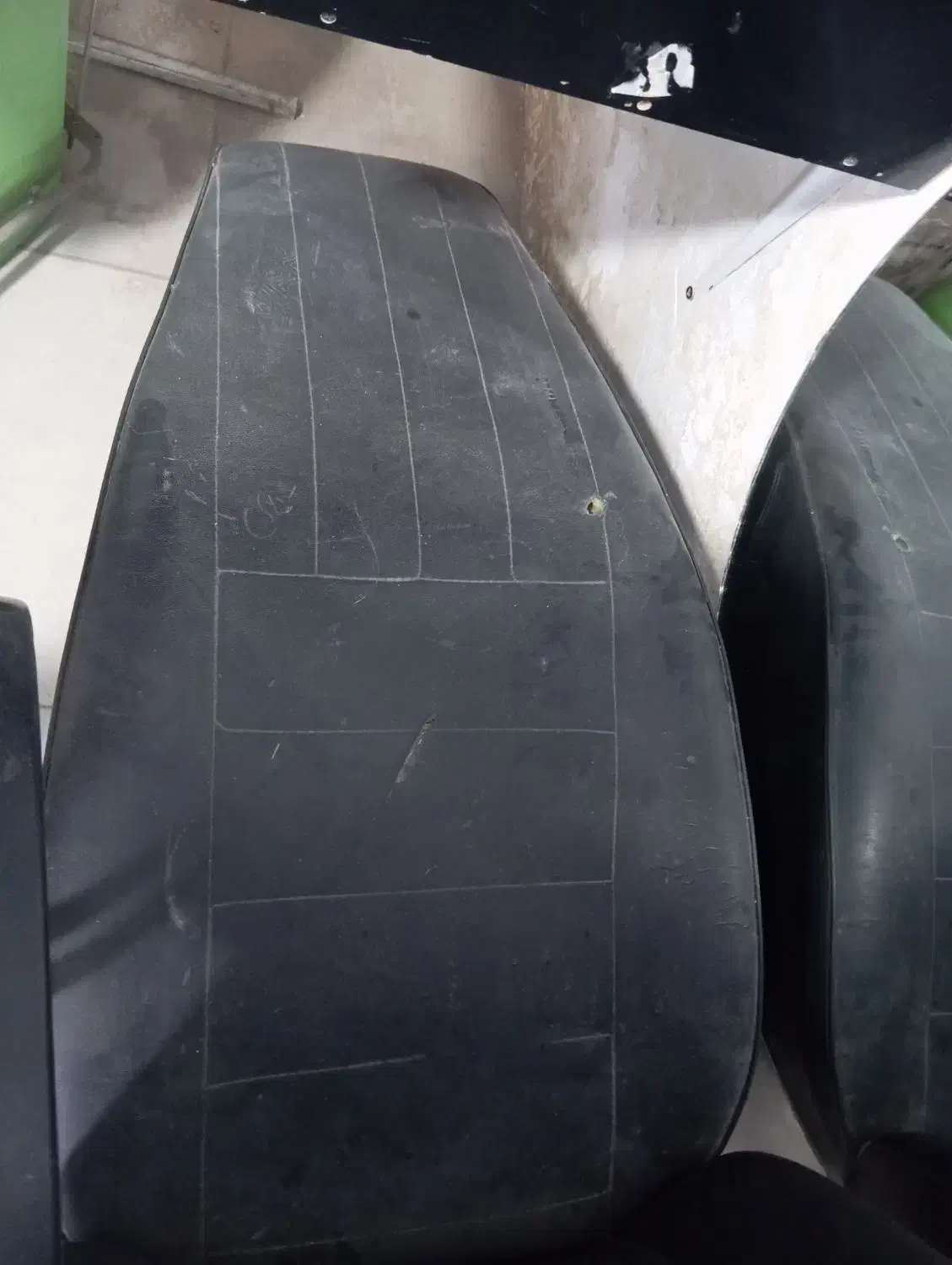 صندلی اریشگاه|آرایشگاه و سالنهای زیبایی|زهک, |دیوار