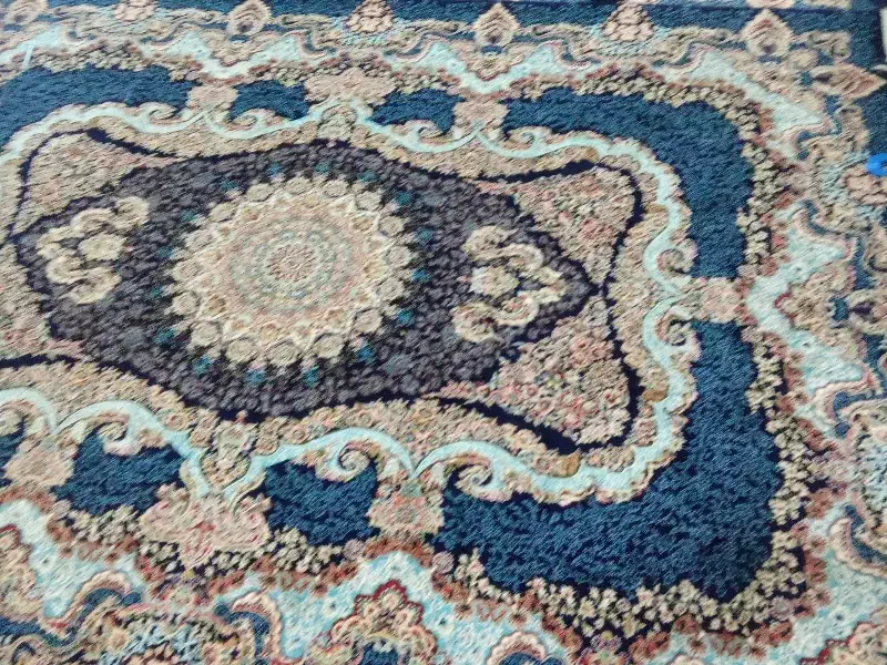 4عدد قالی 6متری|فرش|قم, قلعه کامکار|دیوار