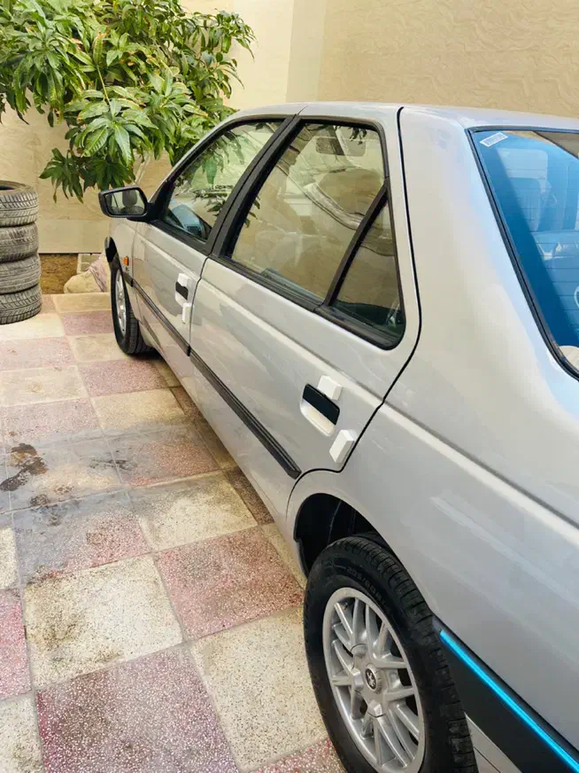 پژو ۴۰۵نقره ای|خودرو سواری و وانت|بندرعباس, |دیوار