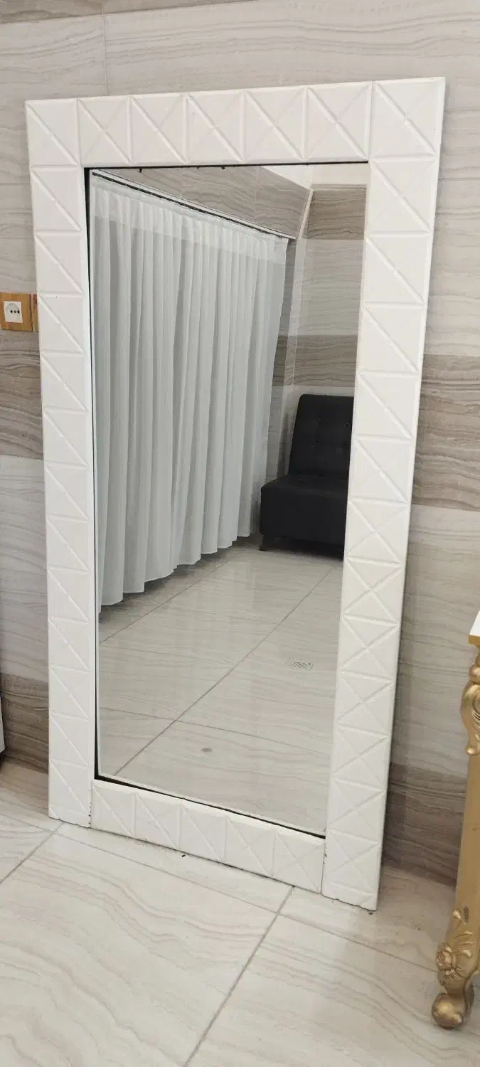 وسایل سالن آرایش|آرایشگاه و سالن‌های زیبایی|ارومیه, |دیوار